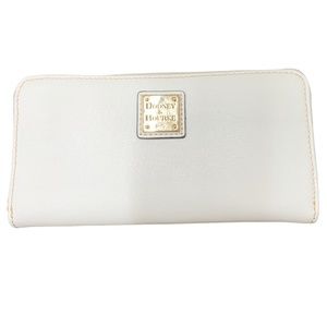 Dooney & Bourke | Saffiano Large Zip Around Wallet